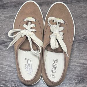 Converse Brown Sneakers with Cream Laces